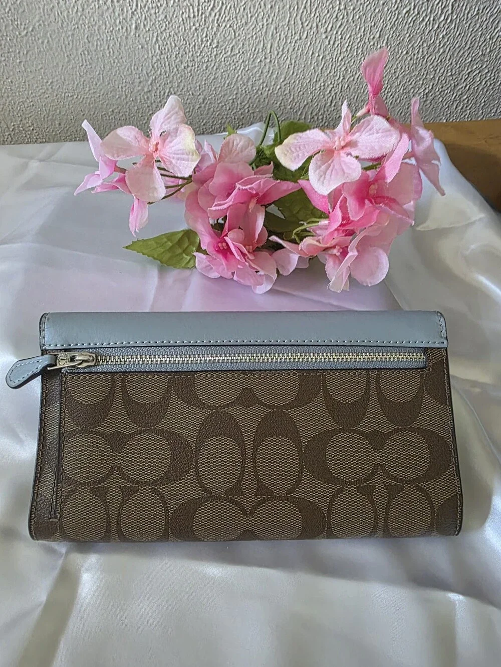 Coach gorgeous brown